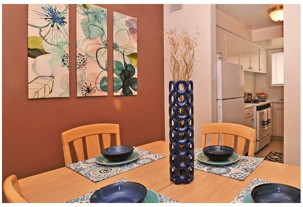 Somerset Glen - Photo 3 of 15