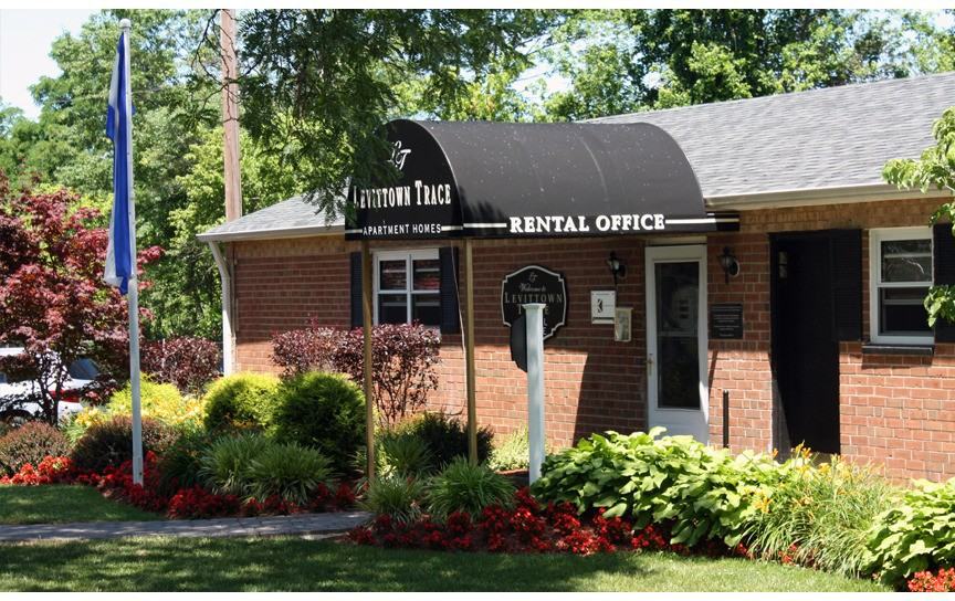 Levittown Trace - Photo 3 of 14