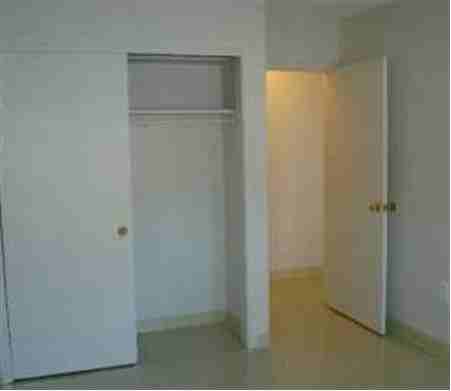 Davis Commons - Photo 3 of 5