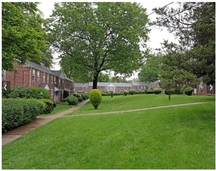 Hollywood Terrace - Photo 3 of 3