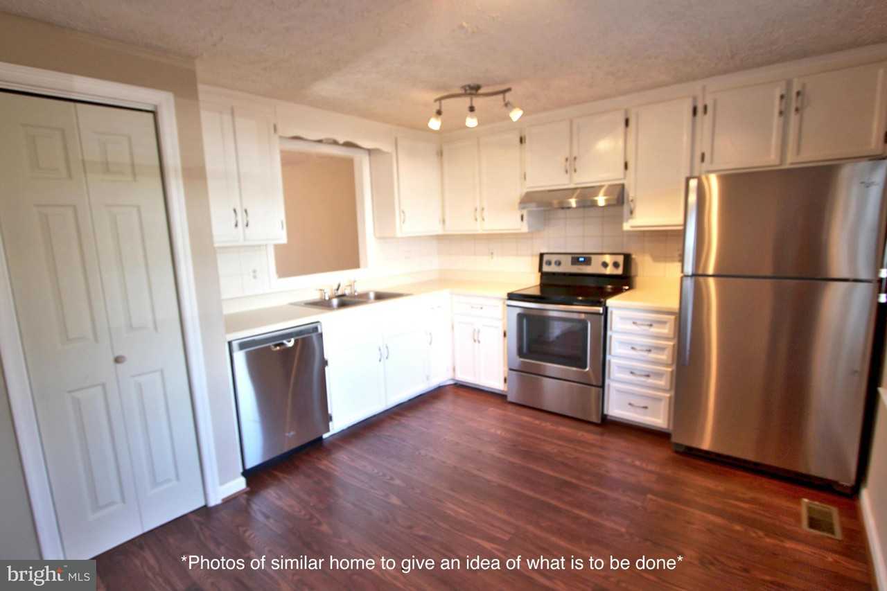 20821 Harlequin Ln - Photo 3 of 17