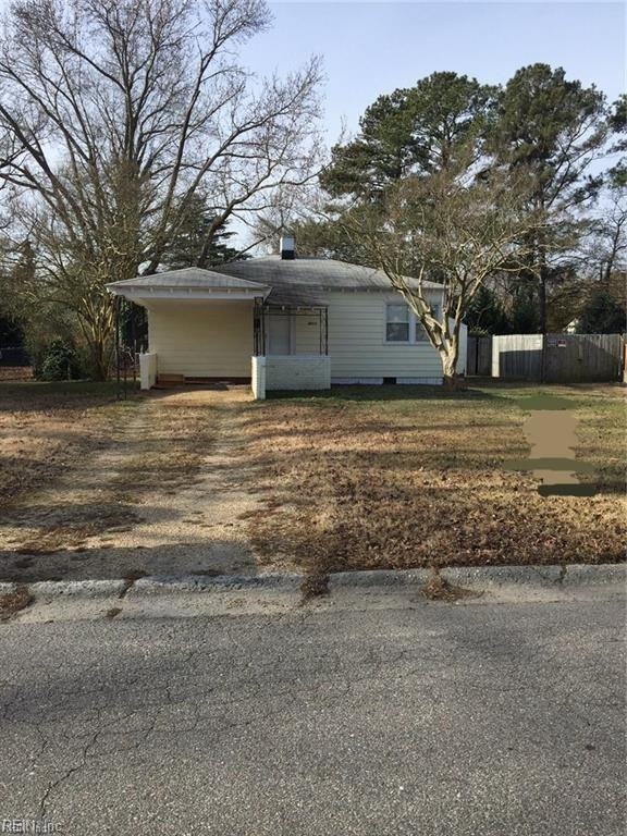 8213 Edwin Dr - Photo 2 of 4