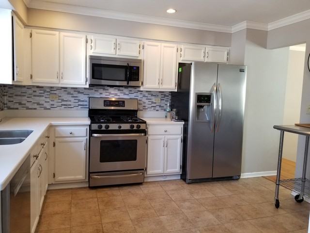 337 Meadow Green Dr - Photo 3 of 14