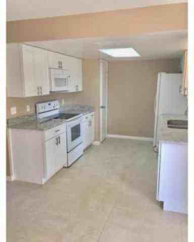 223 Greenway Ave NE - Photo 2 of 6