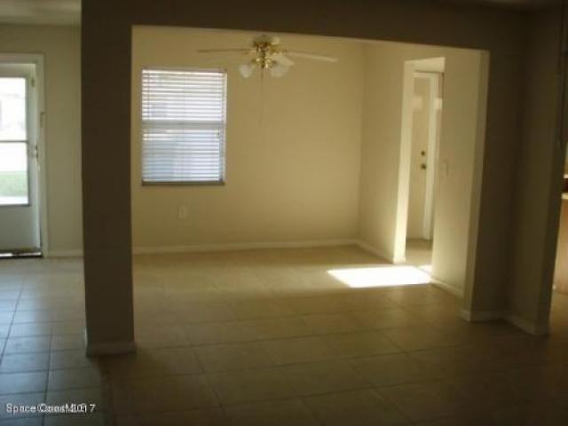 1572 Gardner Dr - Photo 2 of 6