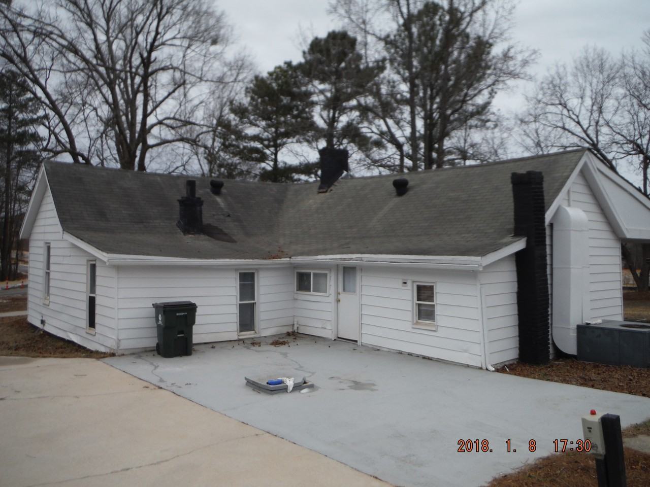 403 Watkins Rd - Photo 2 of 14