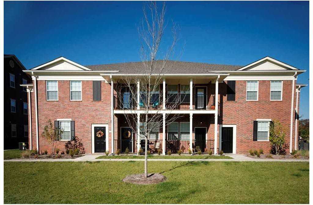 Traditions at Mid Rivers - Photo 2 of 13