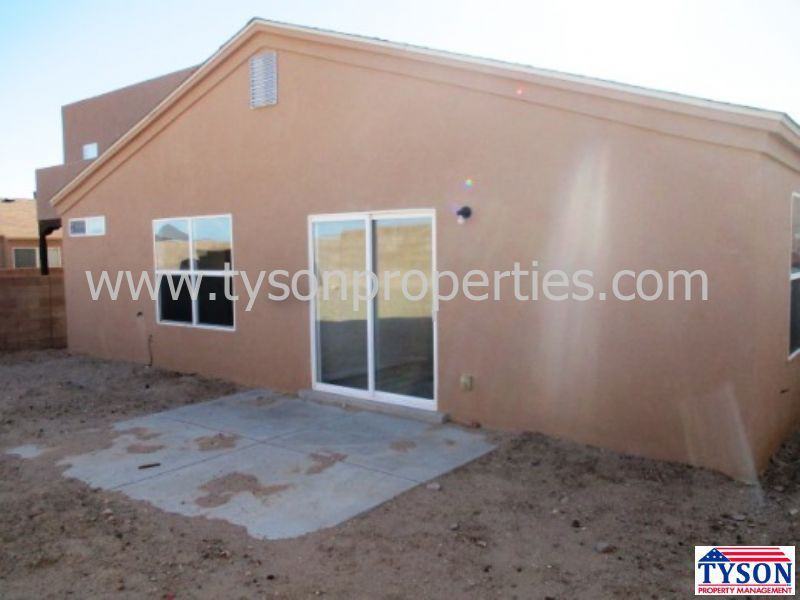 1817 Sierra Norte Loop - Photo 2 of 22