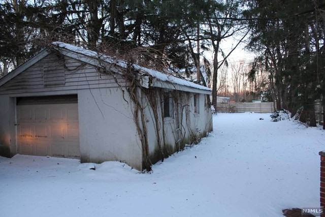 469 Closter Dock Rd - Photo 3 of 24