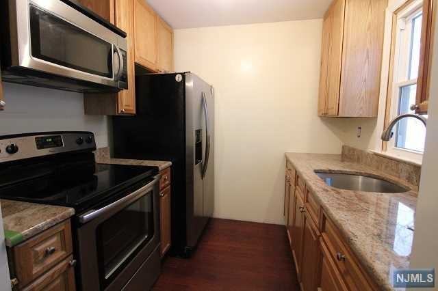 123 Snake Den Rd - Photo 3 of 9