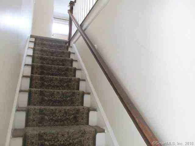 43 Bloomfield Ave - Photo 3 of 13