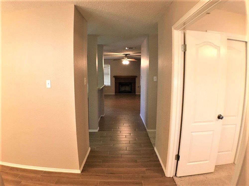 1321 Quicksilver St - Photo 3 of 23