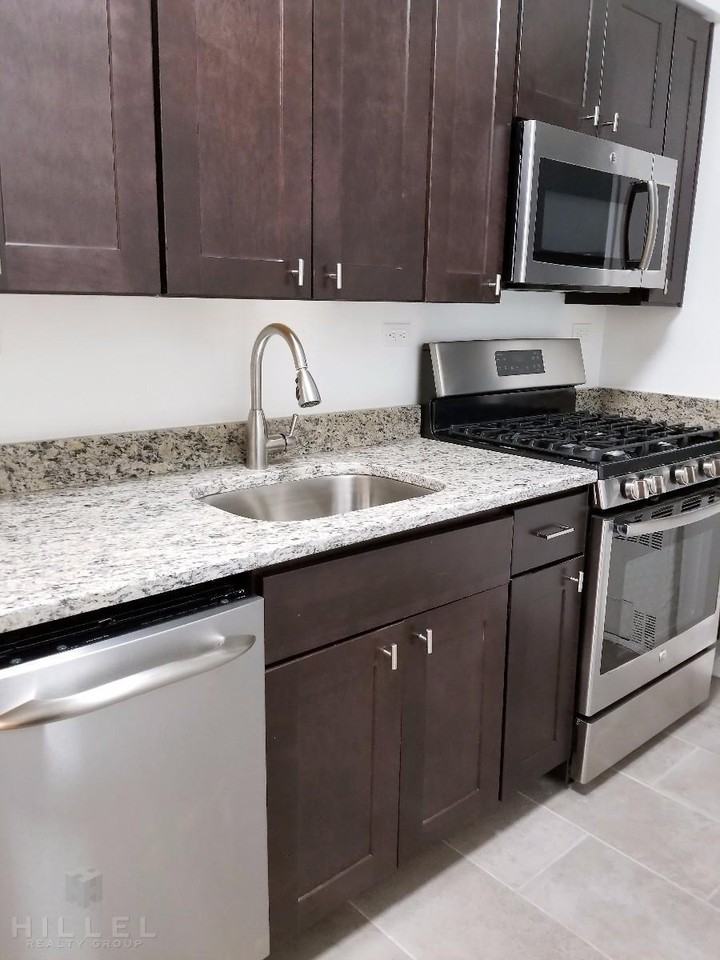 34-15 Parsons Blvd #6II