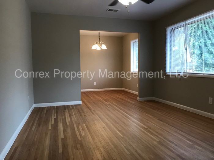 2620 Rockwell Rd NW - Photo 2 of 11
