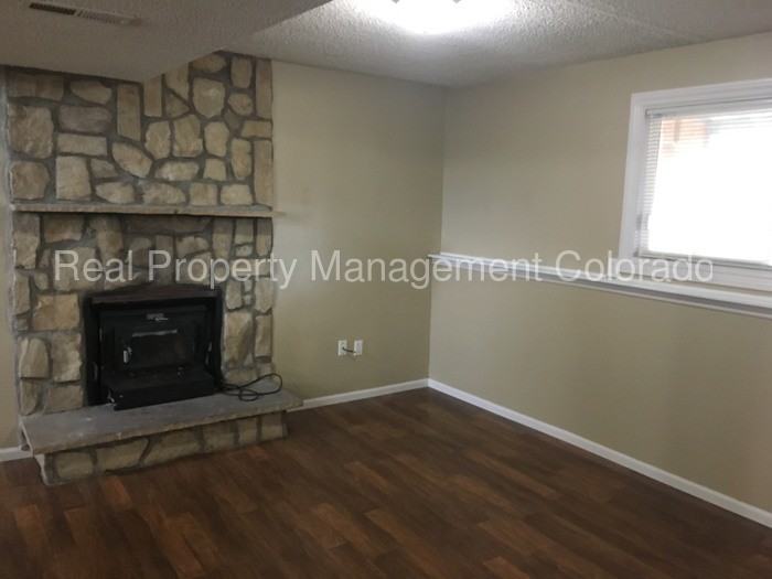 2801 W 98th Dr - Photo 2 of 18