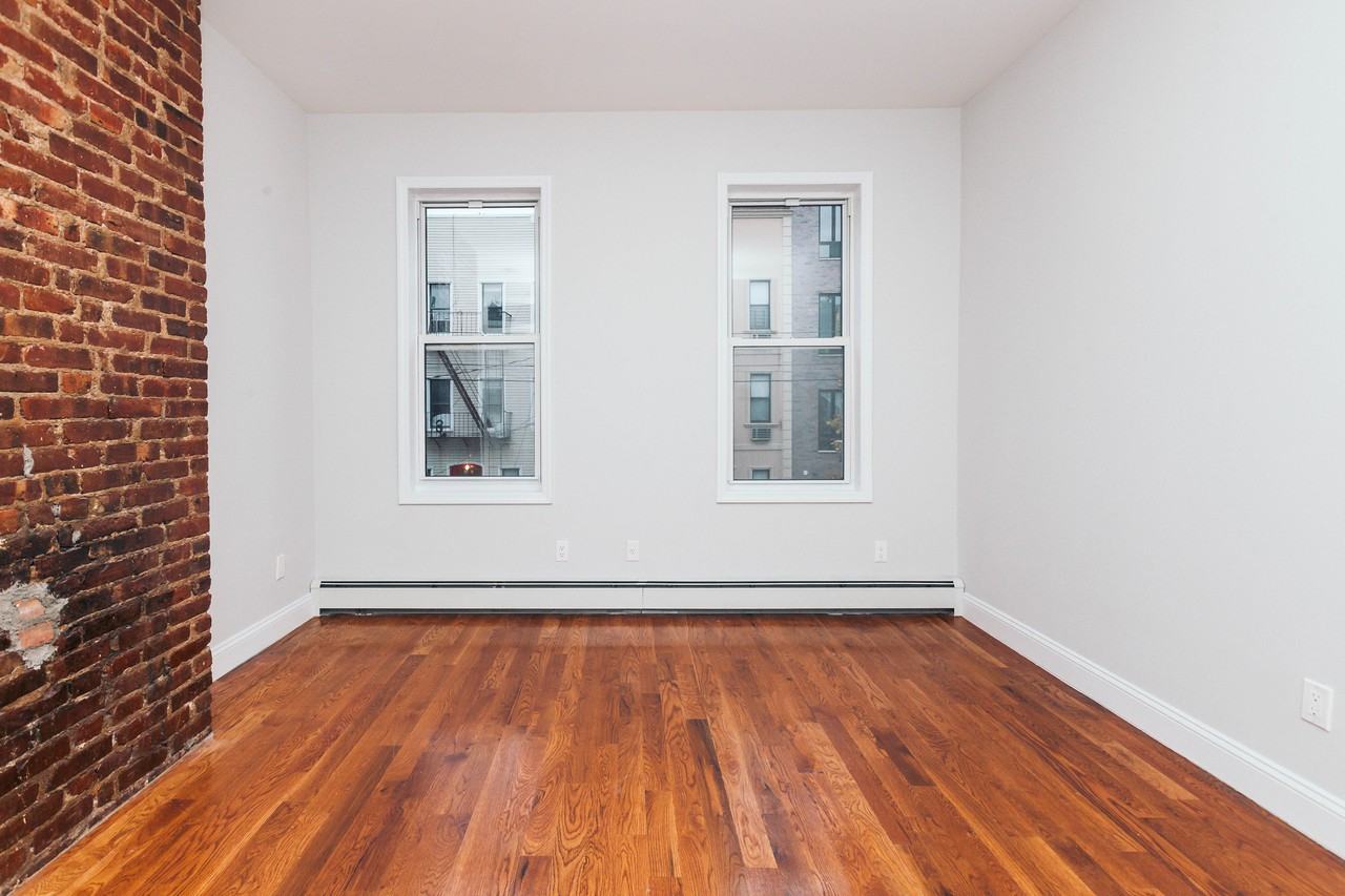 296 Stanhope Street #28MN