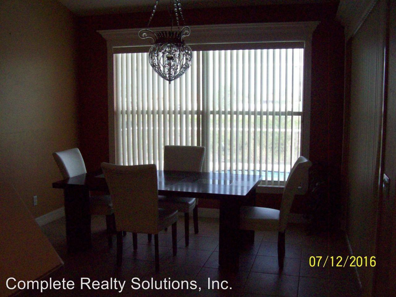 2128 NW 17th Ave - Photo 2 of 25