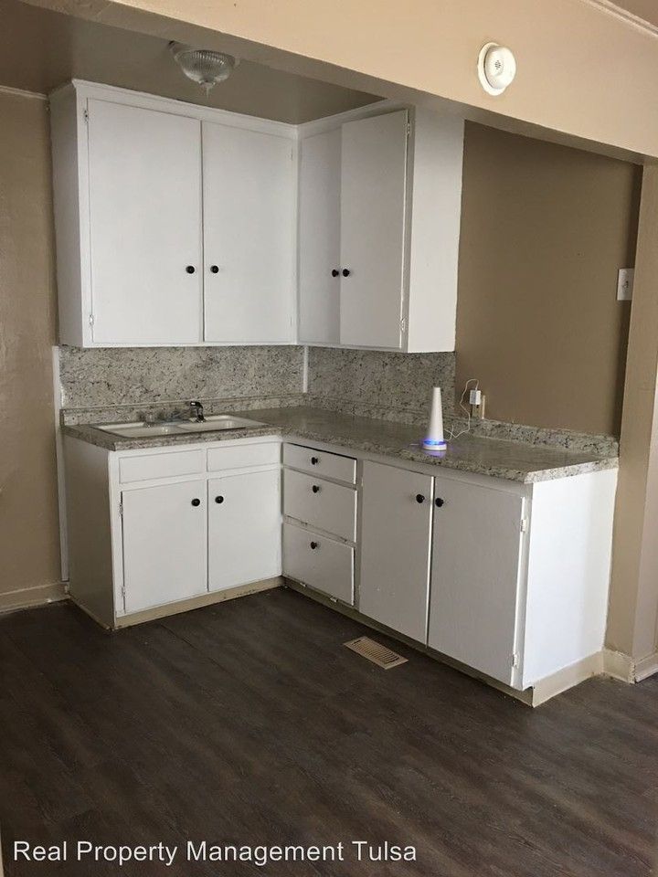 17 S 69th E Ave - Photo 2 of 22