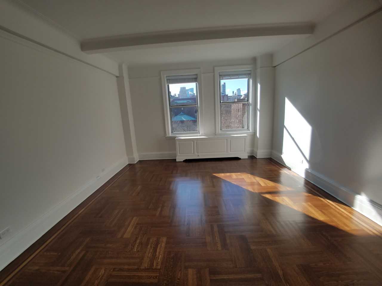 Central Park West & W 81st St #7B - Photo 2 of 23