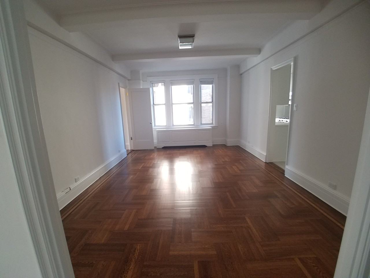 Central Park West & W 81st St #7B - Photo 5 of 23