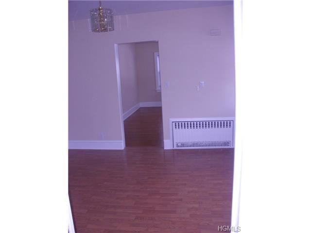 10 Circle Rd #1 - Photo 3 of 7