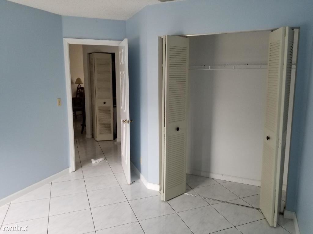 3150 Leewood Ter - Photo 3 of 21