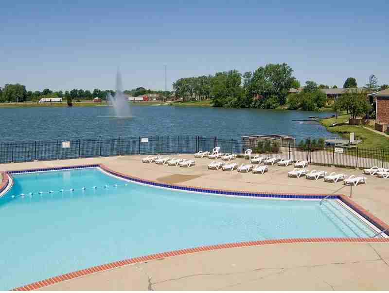 Westlake Apartments - Photo 3 of 32