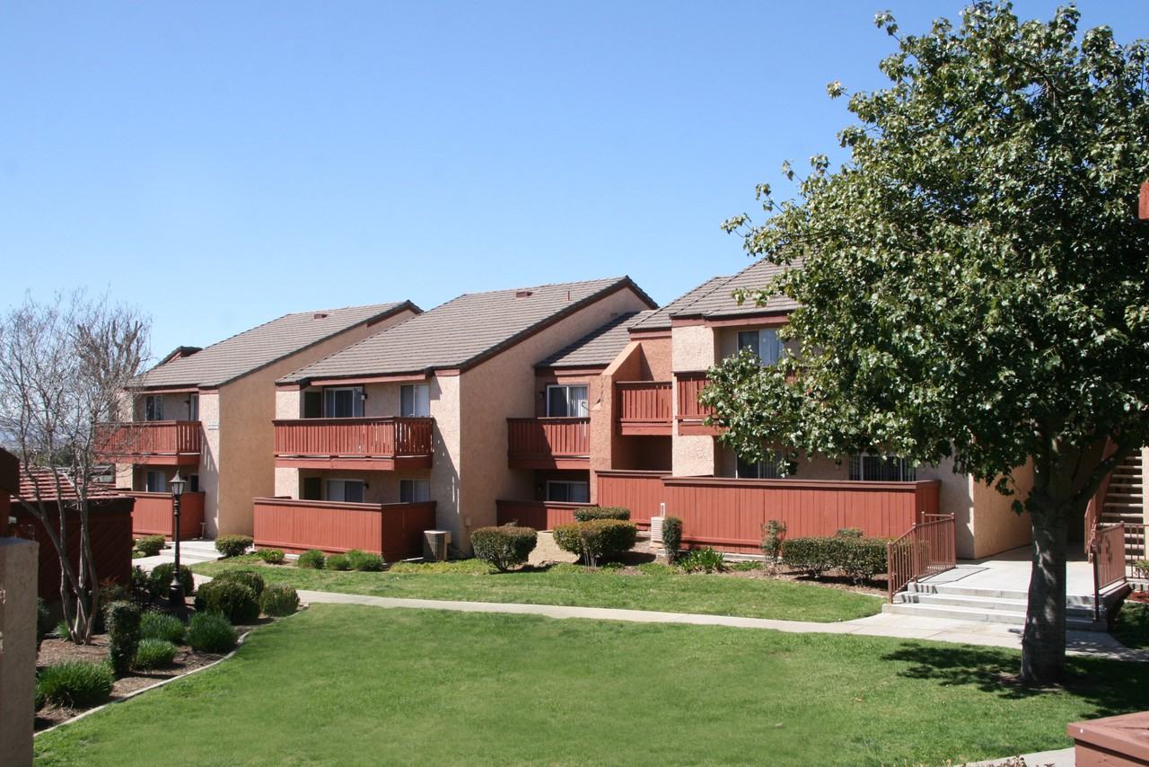 Verano Terrace - Photo 2 of 45