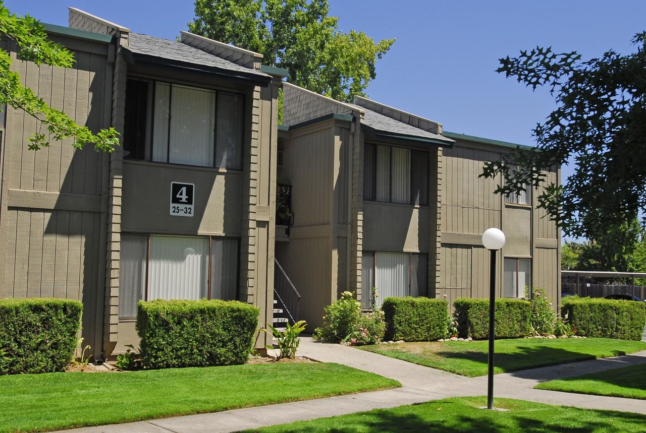 Clover Ridge - Photo 3 of 11