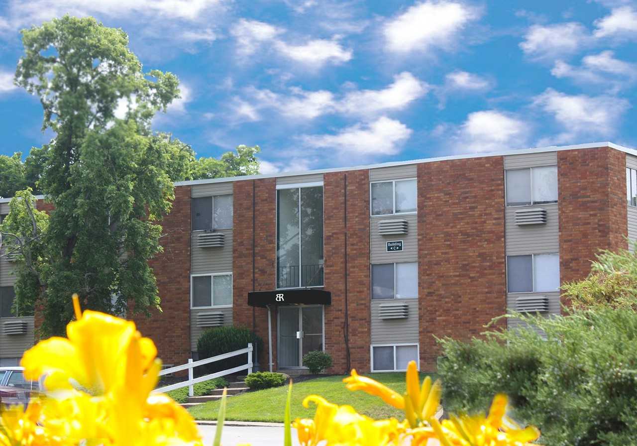 Barkley Ridge Apts - Photo 3 of 14