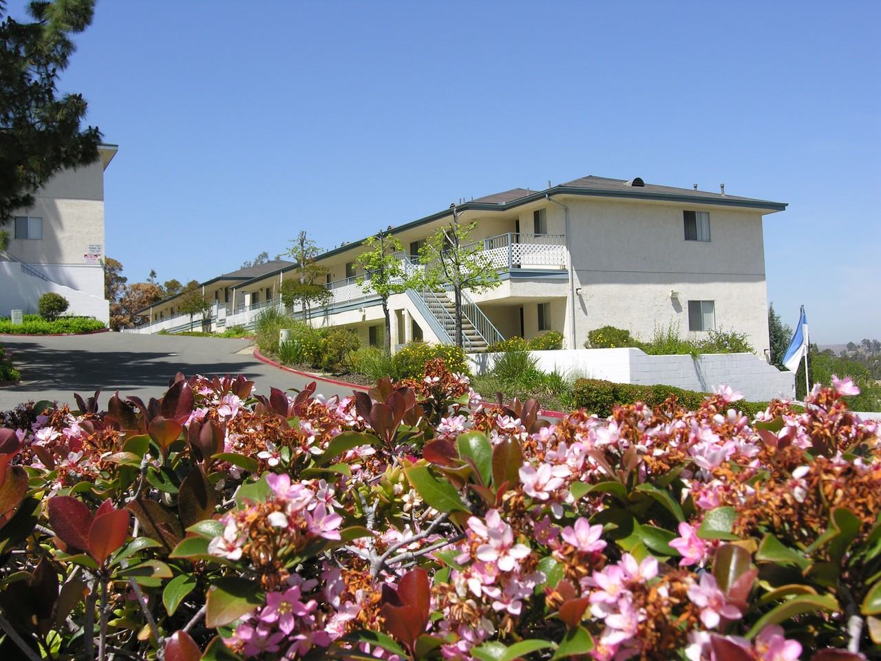 Sunset View - Photo 3 of 10