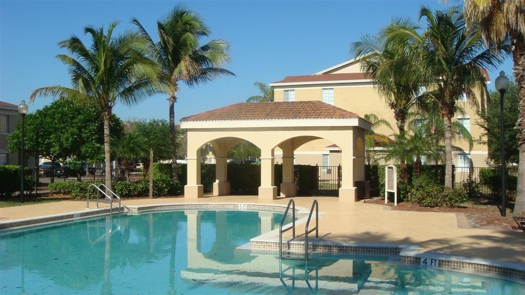 Bernwood Trace - Photo 2 of 6