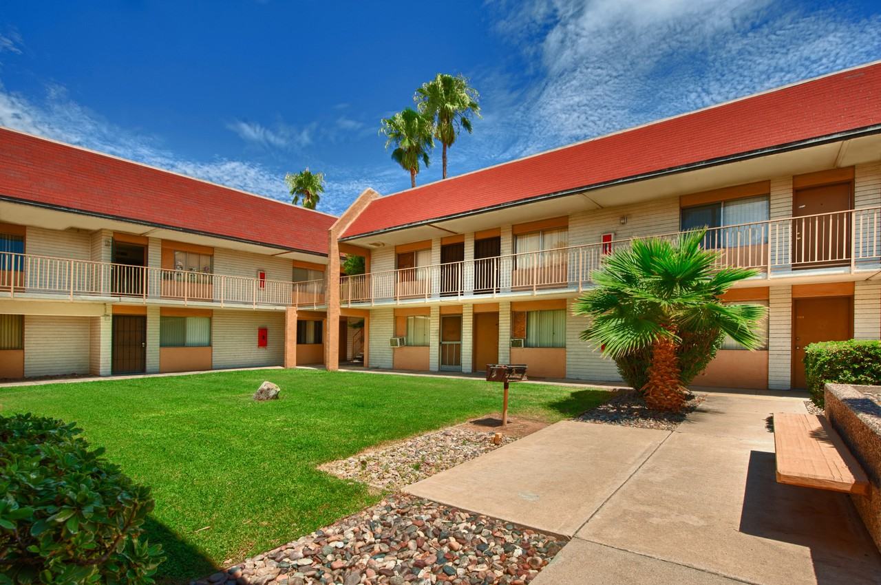 Nottinghill Apartments - Photo 3 of 21