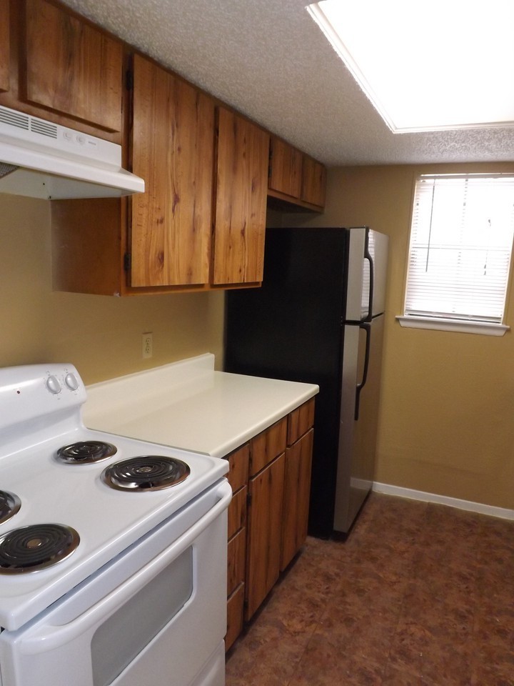 Castle Point - Photo 2 of 8