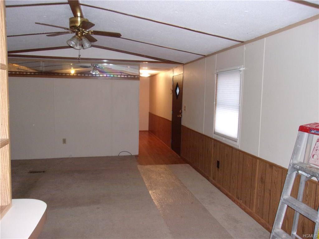 7 Muller Ln - Photo 3 of 8