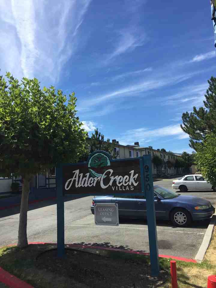 Alder Creek Villas Apartments 950 Nutmeg Pl, Reno, NV 89502 Zumper