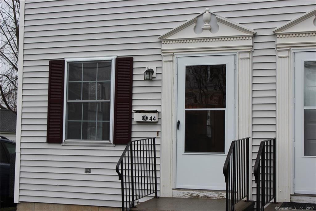 44 Keeney St - Photo 2 of 20