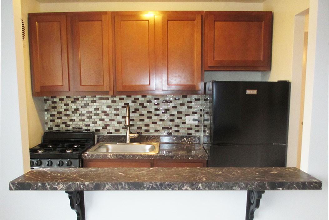 Whitehall Place - Photo 3 of 8