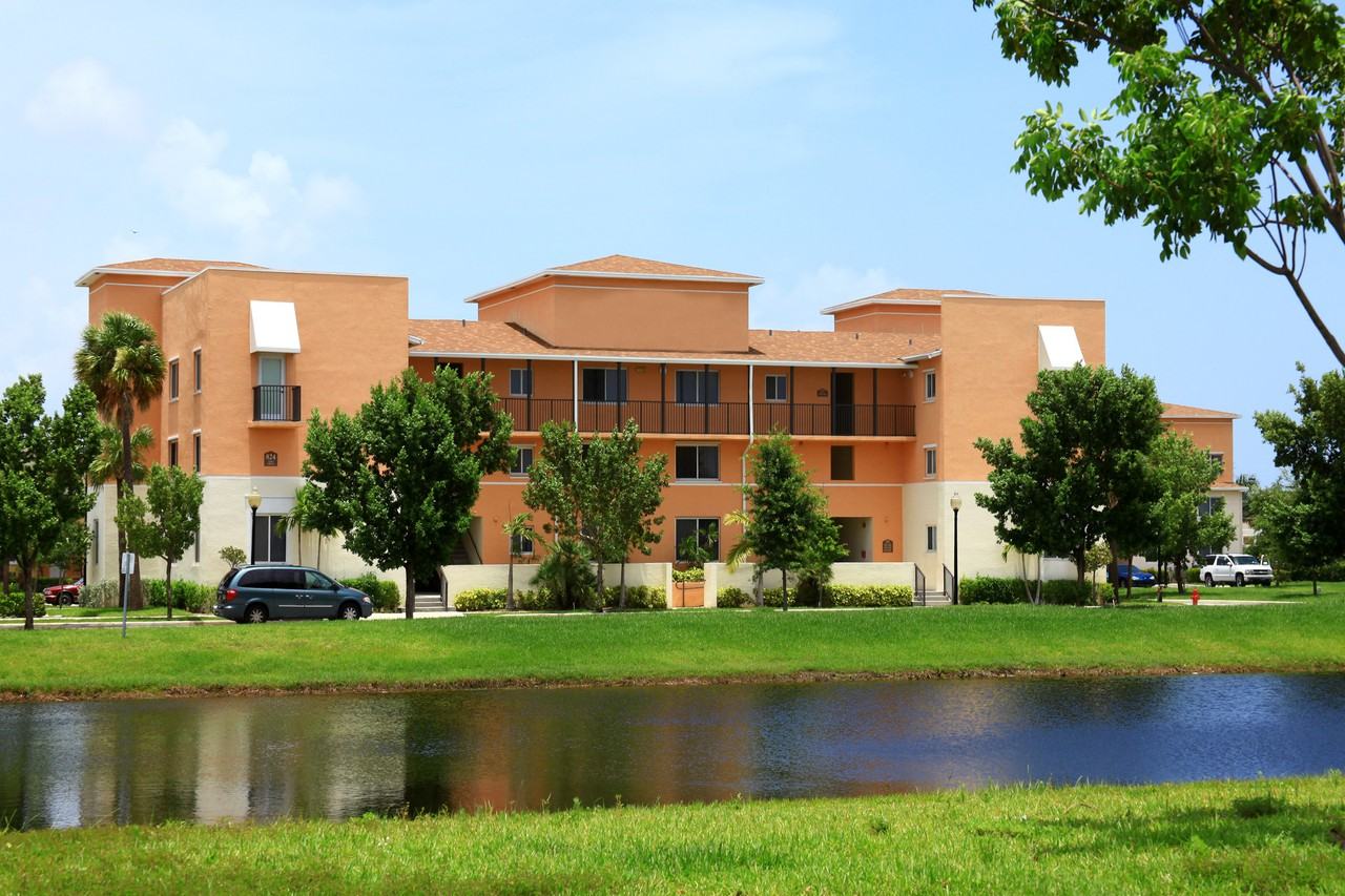 San Marco Villas - Photo 2 of 29