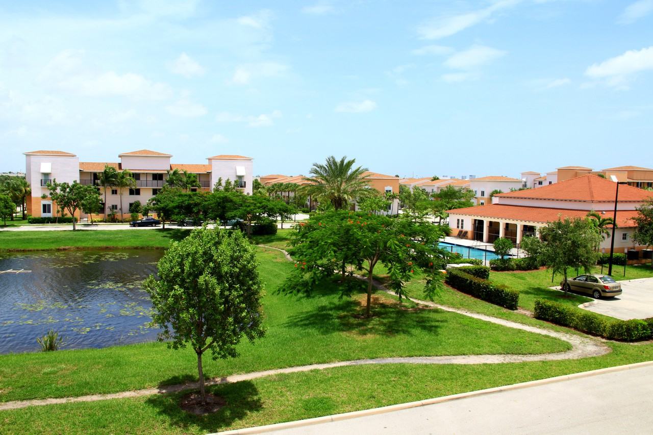 San Marco Villas - Photo 3 of 29