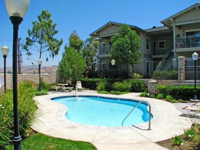 The Vintage Apartments - Photo 2 of 36