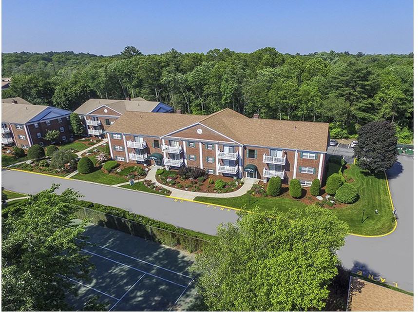 Belmont West - Photo 3 of 10