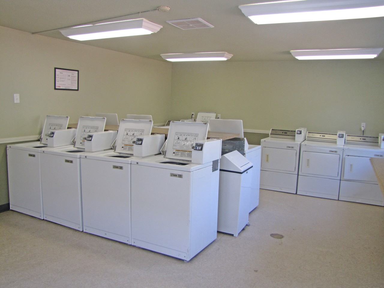 Sunset Park - Photo 2 of 3