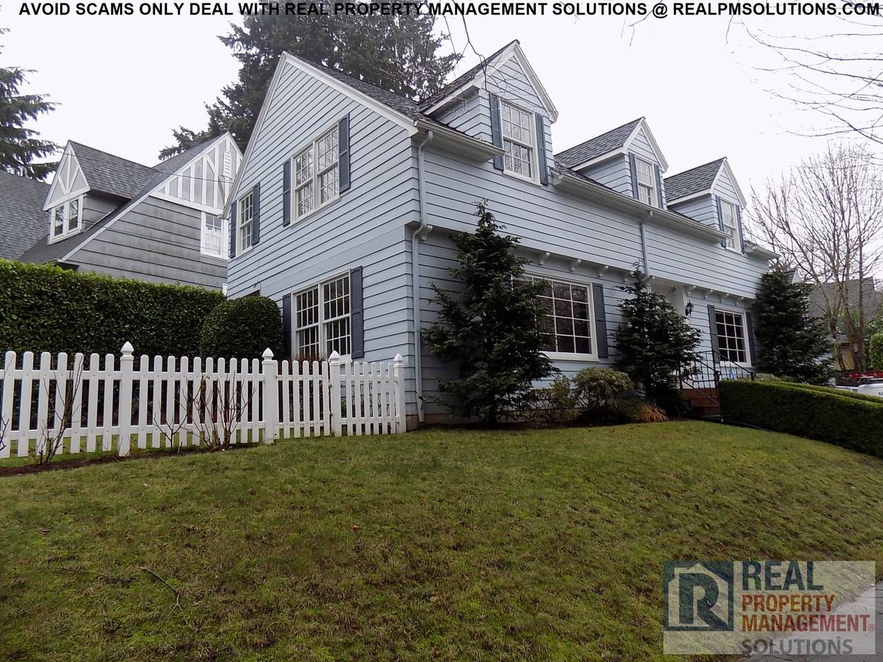 3024 Se Knapp - Photo 2 of 4