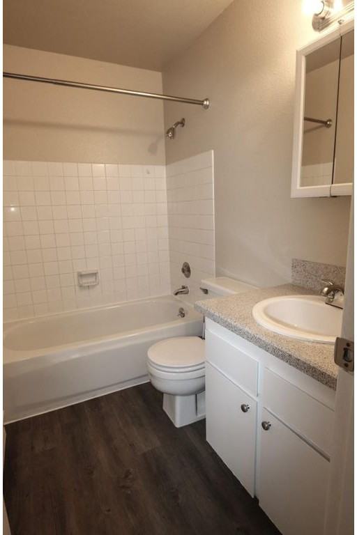 BridgePorter Apartments - Photo 3 of 5