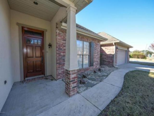 202 S Grindstone Dr - Photo 3 of 6