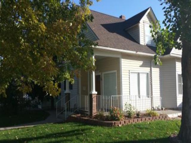 5596 S Sycamore St - Photo 3 of 6