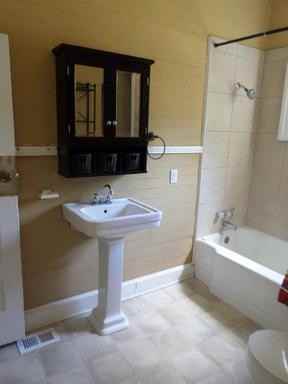 407 S John St - Photo 2 of 8