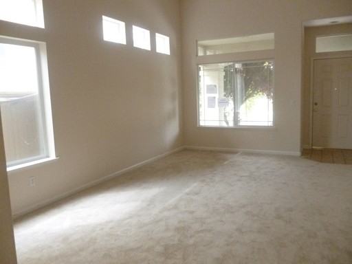 6616 Fairleigh Ct - Photo 2 of 4