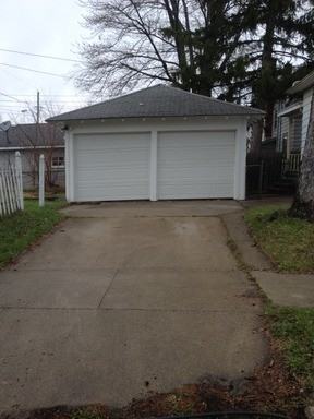 4234 Arlington Ave - Photo 2 of 9